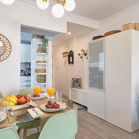 Work & Huelin Apartment Malaga